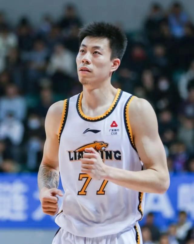 乐动体育官网-辽宁男篮力挽狂澜，一场胜利令人振奋的简单介绍